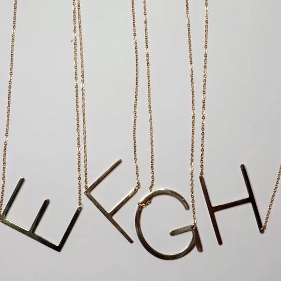 Gold Initial Pendant Necklace Letters A-Z - Picture 6 of 8